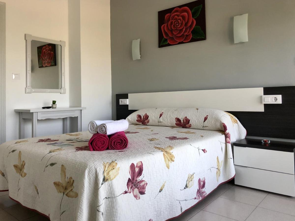 Dukess Habitaciones Playa de Bascuas Bagian luar foto